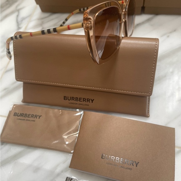 BURBERRY PEACH TRANSPARENT FRAMES WITH ICONIC VINTAGE CHECK MONOGRAM PATTERN ARM - Picture 11 of 16